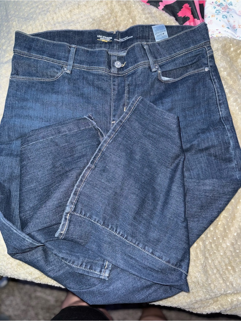 Levi's Women's Dark Indigo Bootcut Jeans